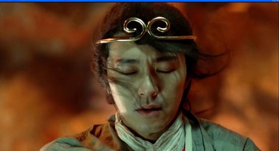 直系亲属房产证去掉一个人名字怎么办理
